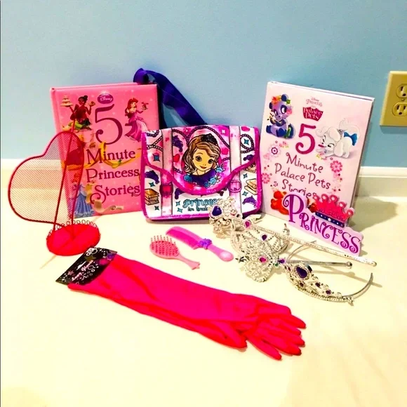 Disney | Wall Decor | 2 Piece Disney Princess Room Decor And Dress Up Play Bundle | Poshmark Disney | Wall Decor | 2 Piece Disney Princess Room Decor And Dress Up Play Bundle | Poshmark